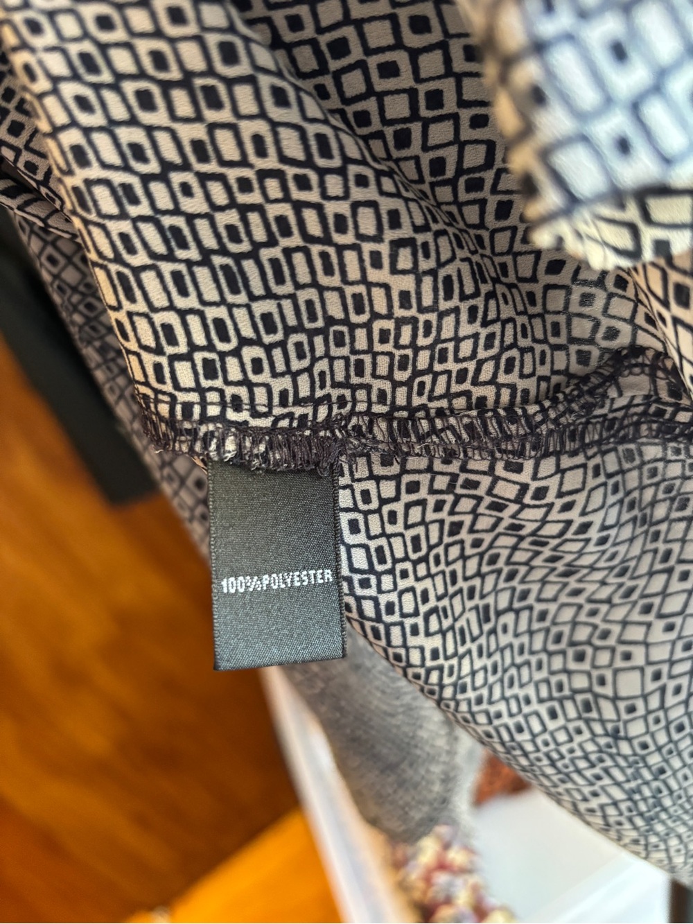 Vintage Wavy Geometric Diamond Pattern Button-Down Blouse | Women’s 20 Plus, XXL - Picture 9 of 16